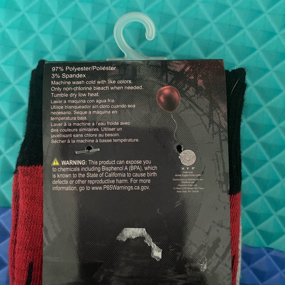 Fun Graphic Men's Socks - Red and White IT chapter two new 🆕 - Picture 4 of 4